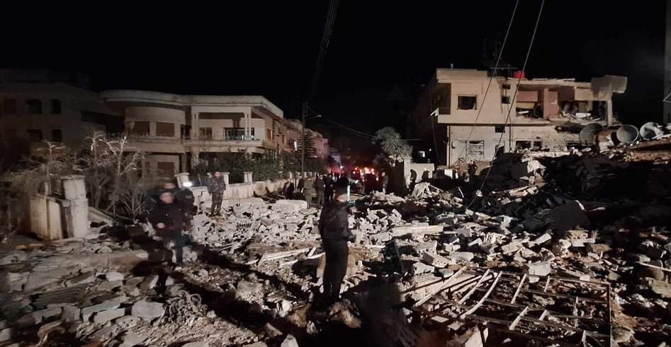 בלעדי: ישראל תקפה אמש, במרחב חומס, נכסים השייכים ל”כוח קודס” ולחטיבת האימאם חוסין, כך על פי גורם מודיעיני.